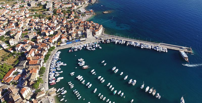 Croatian sailing itinerary: Komiza