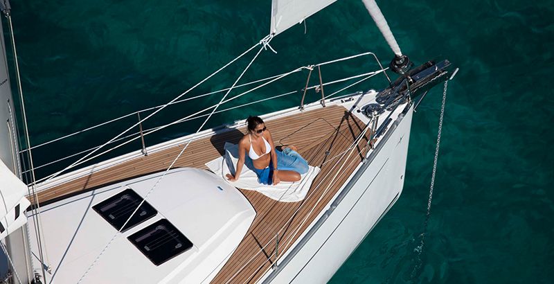 monohull-sailing-advantages-yacht-charter-croatia