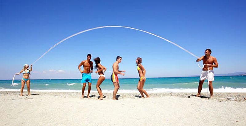 play-jump-rope-beach-games-croatia