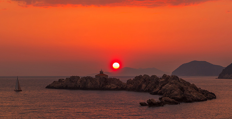Lighthouse Grebeni near Dubrovnik